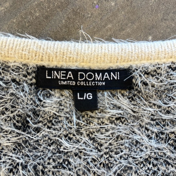 Black and white mohair cardigan sweater - Picture 2 of 4